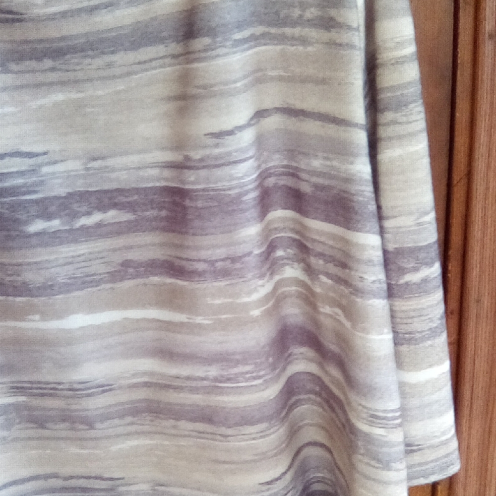 Ruby Rd. Women's Blouse in Subtle Gray and Cream - Picture 12 of 15